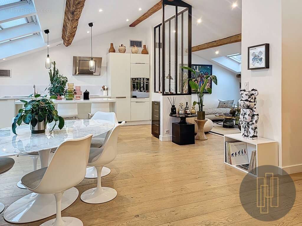 Appartement à LYON-6E