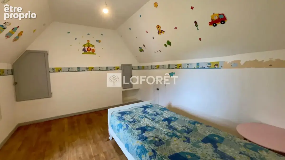 2 MAISONS à LANGOAT - 10 pièce(s) - 120m² et 80m² - photo 10