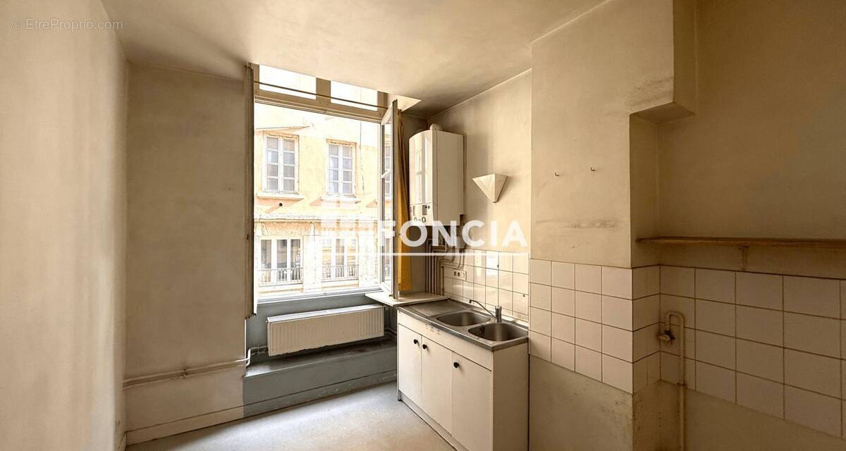 Appartement à LYON-1E