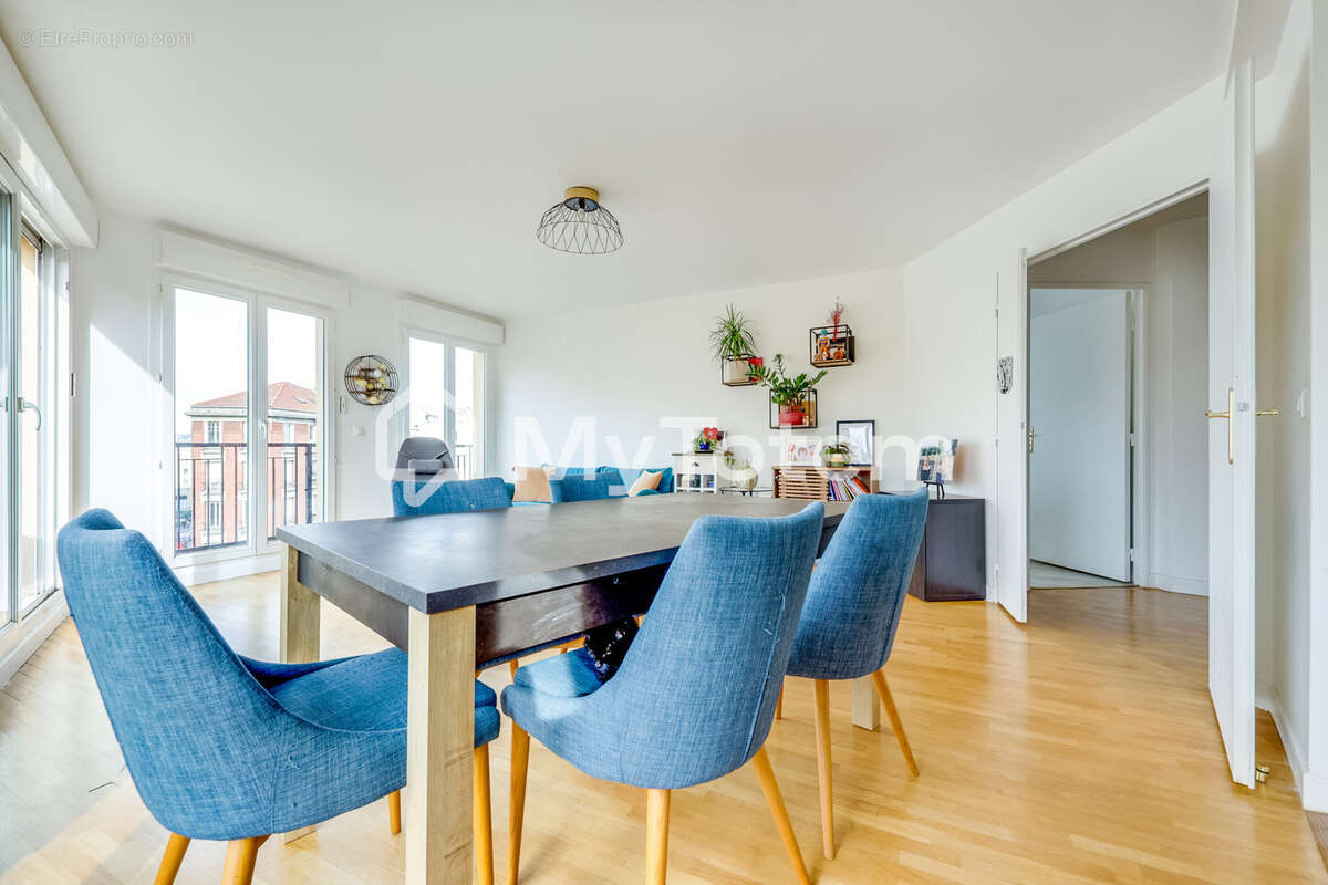 Appartement à COLOMBES