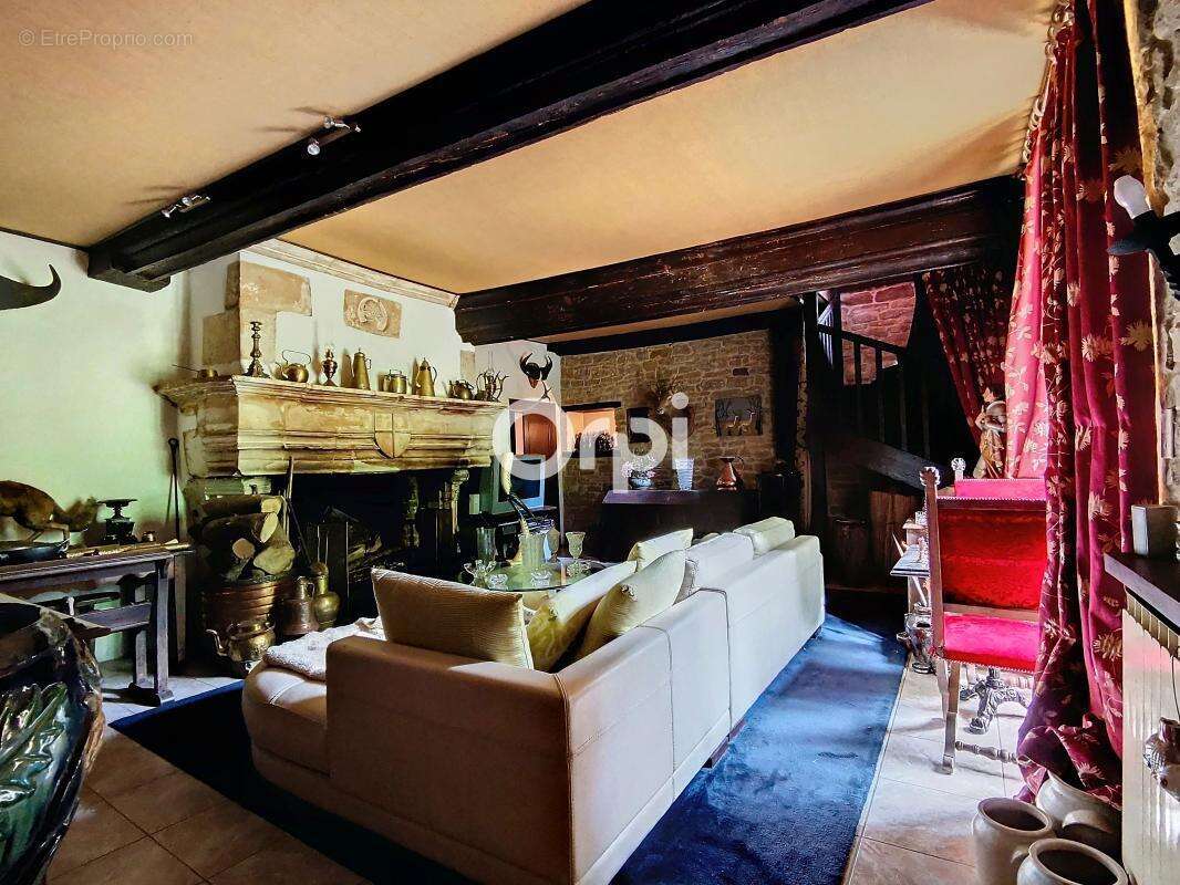 Château d'exception à Manois – Un joyau chargé d'histoire au cœur d'un parc de 8 936 m² - photo 23
