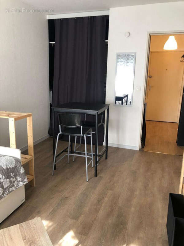 Appartement 20 m² à Lons  - photo 2