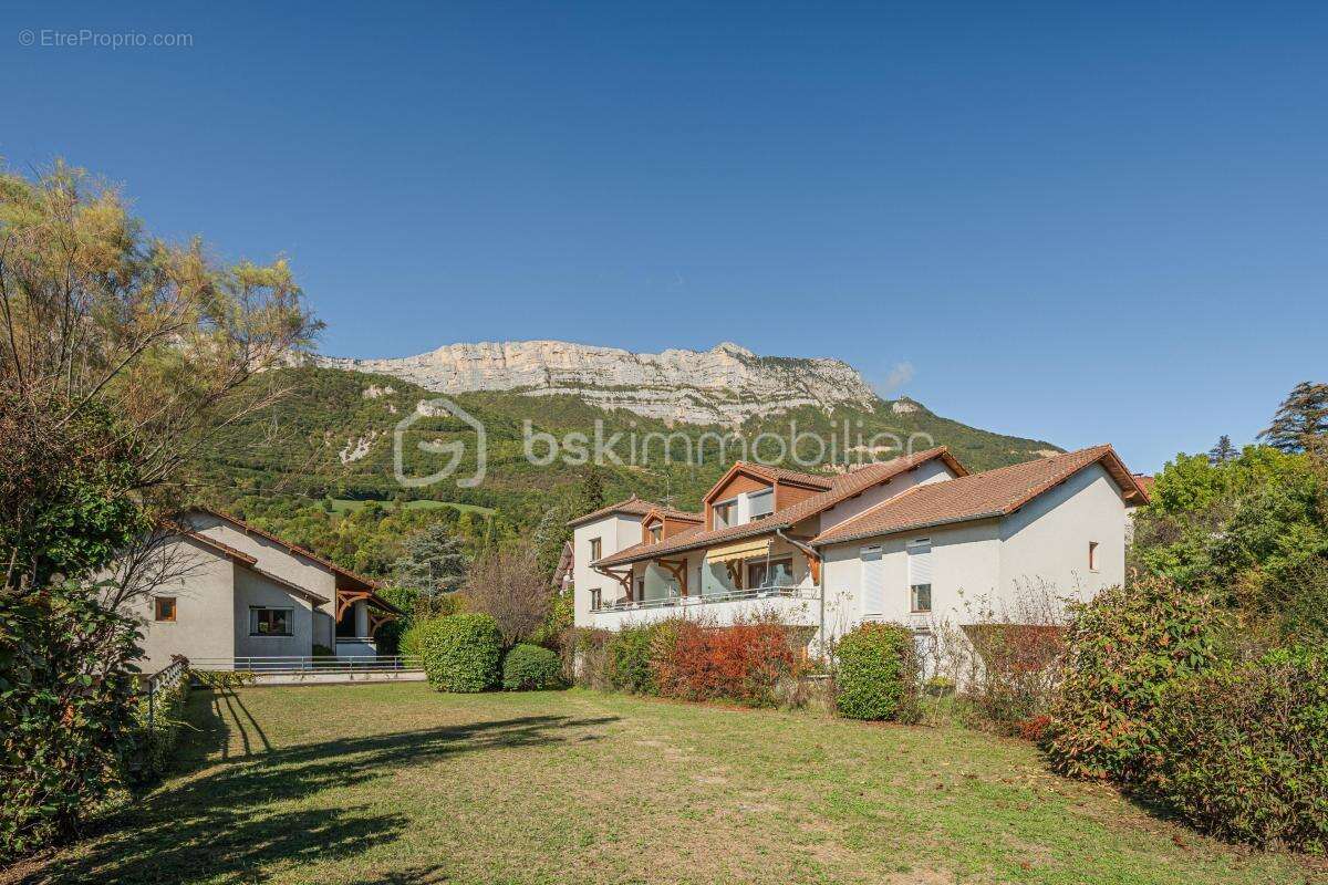 Appartement à CLAIX