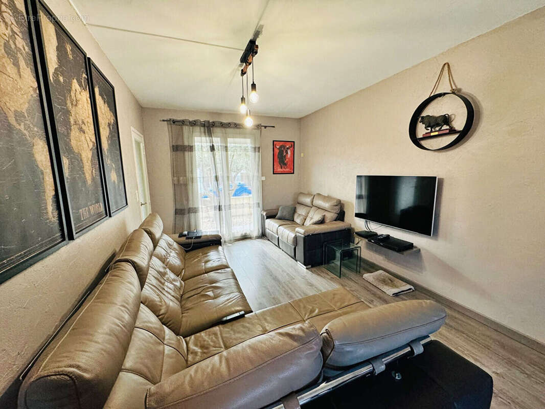 Maison à LIGNAN-SUR-ORB