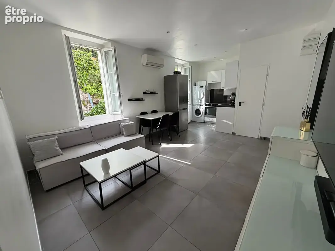 Appartement à CARRY-LE-ROUET