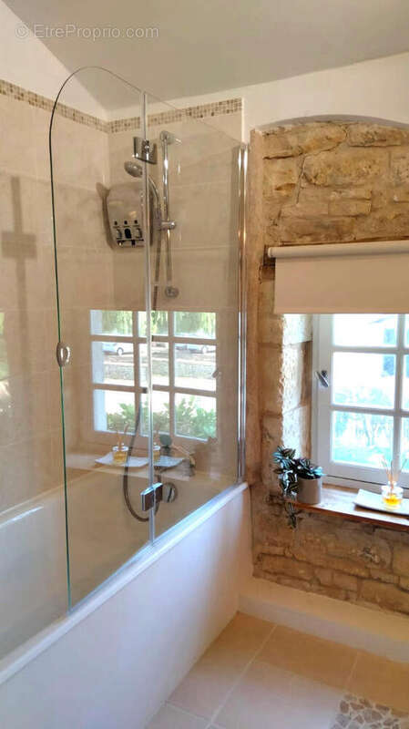 SDB - Maison à MESSE