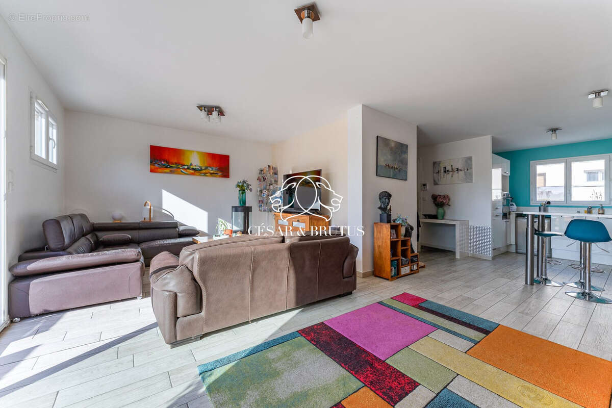 Maison à FRANCHEVILLE