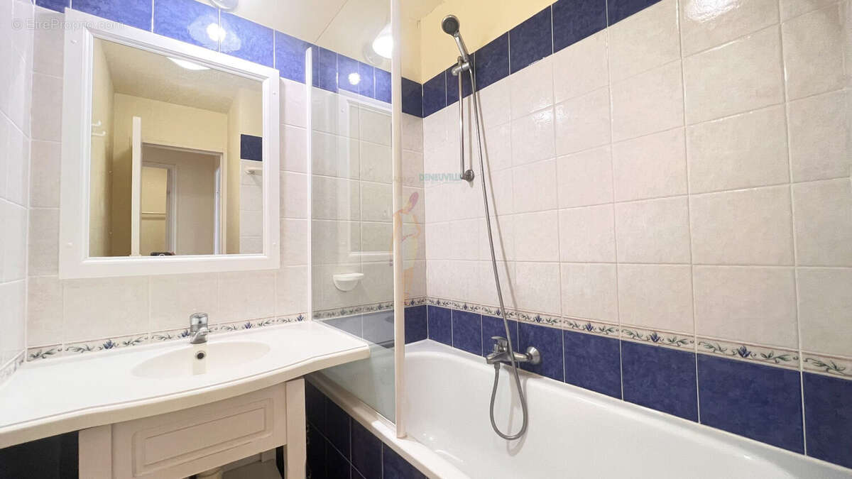 Appartement à LES ISSAMBRES