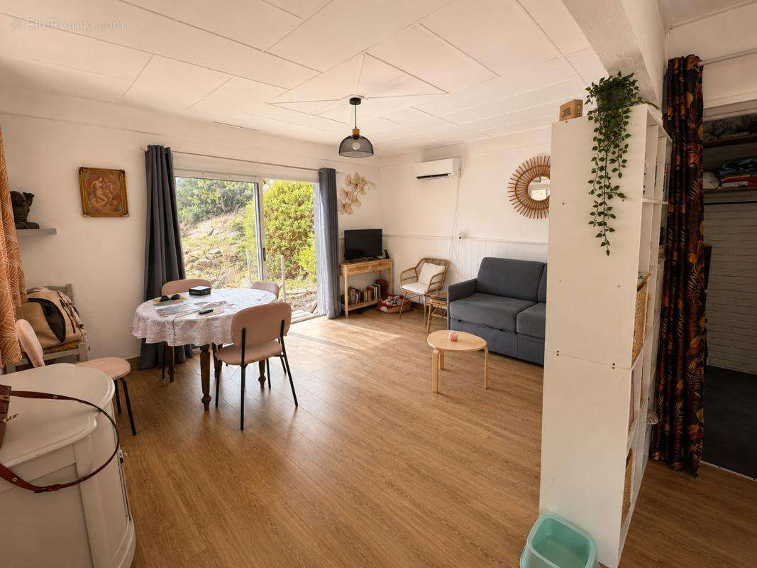 Maison 35 m² à Hyeres  - photo 4