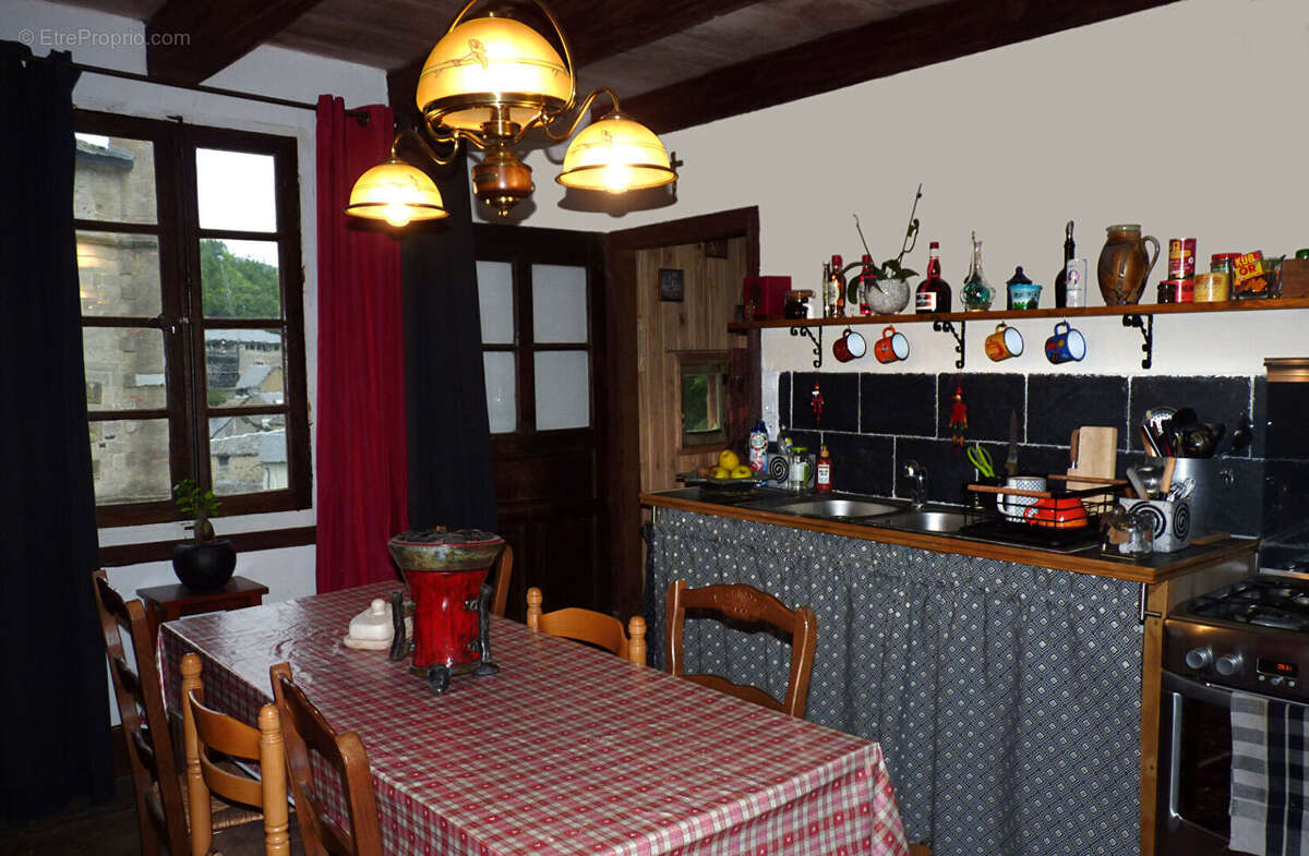 Maison à LACAZE