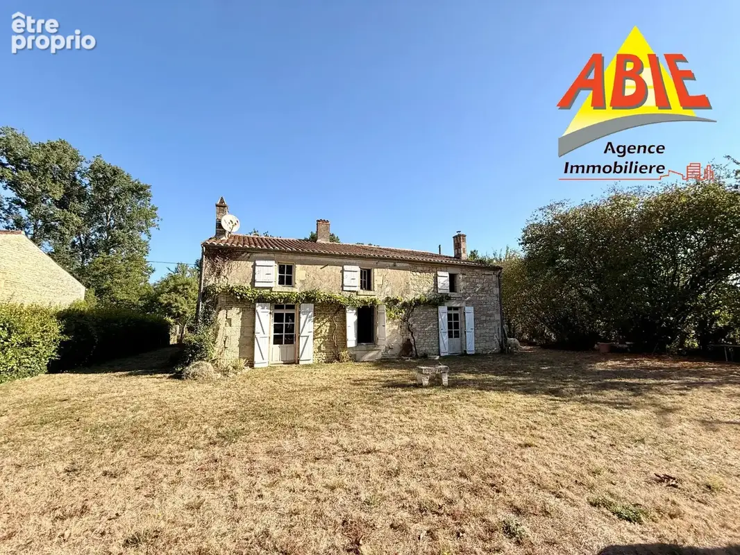 Photo 1 - Maison à SAINT-SIGISMOND