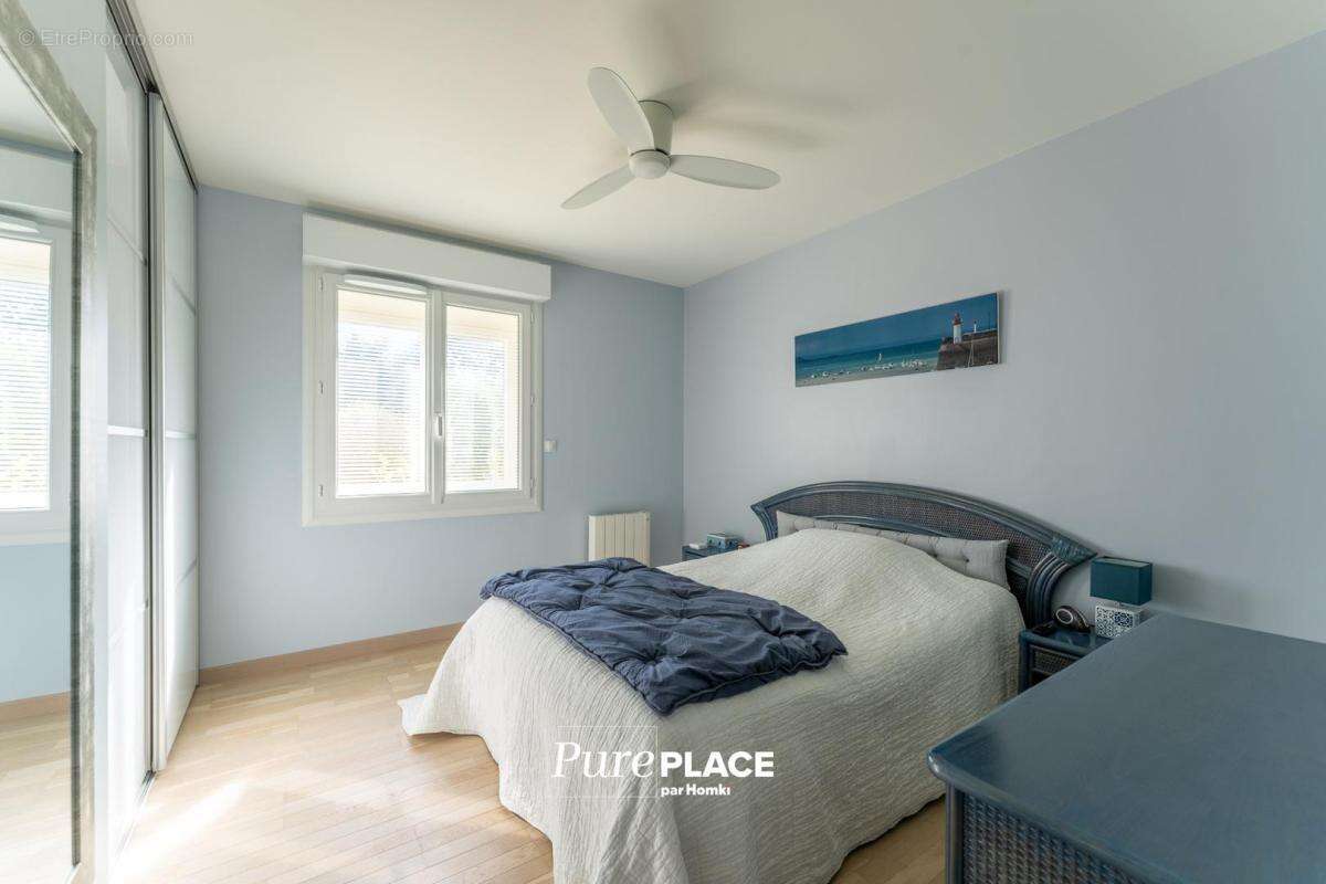 Maison à AMBARES-ET-LAGRAVE