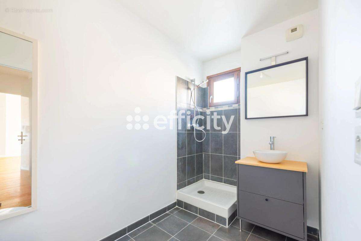 Appartement à EAUBONNE