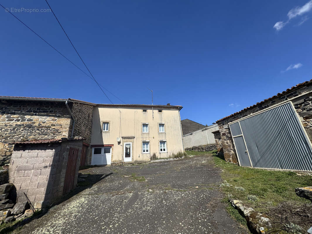 Maison à SAINT-ETIENNE-DU-VIGAN