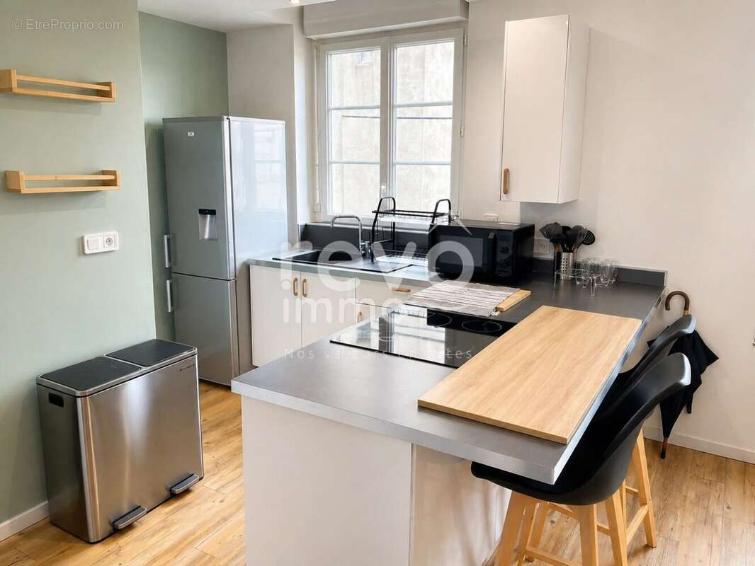 Angers centre ville, T2 meublé de 43 m²  Loué 950 /mois  Bail jusqu'en 2027  Rentabilité 5,3 % - photo 18