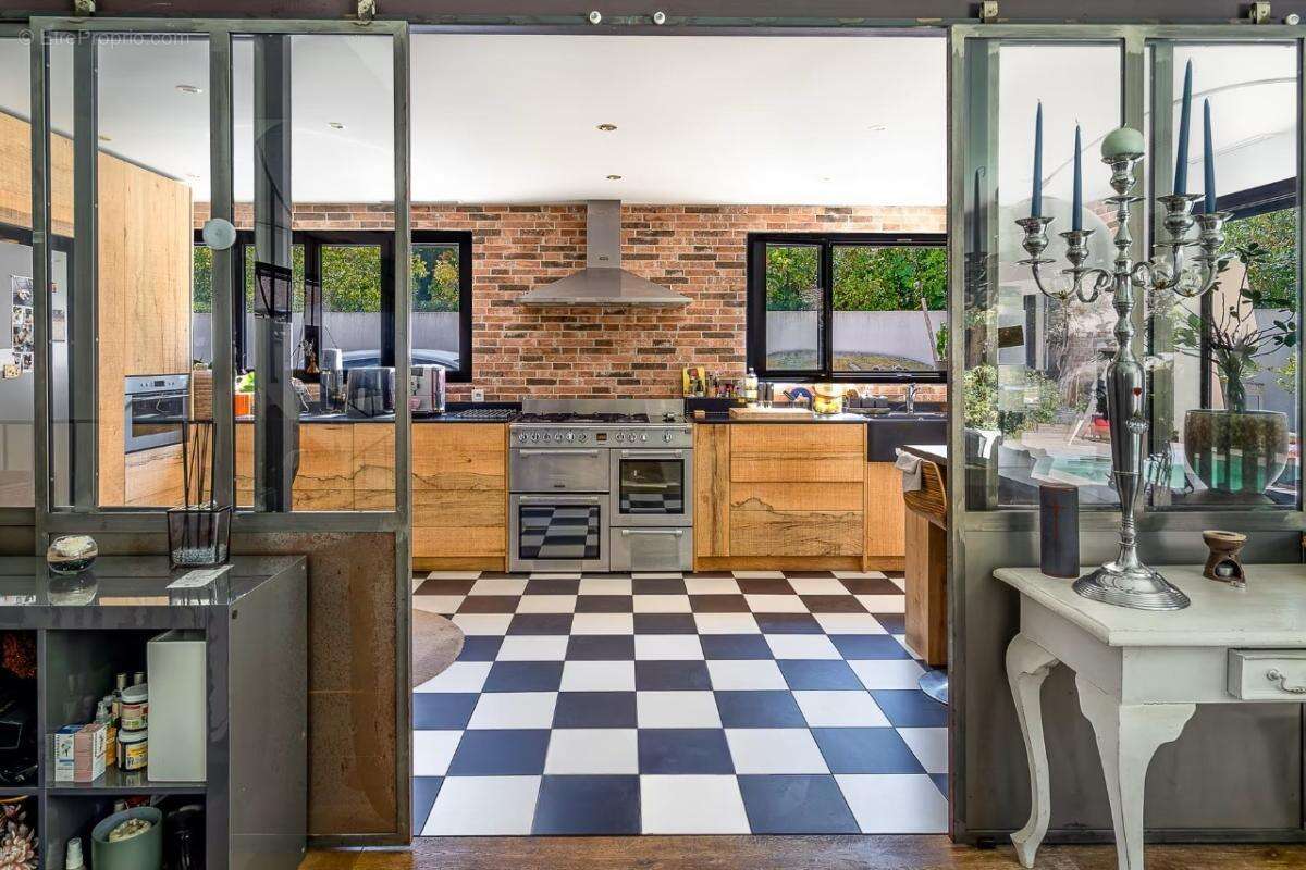 Villa contemporaine avec piscine - photo 6