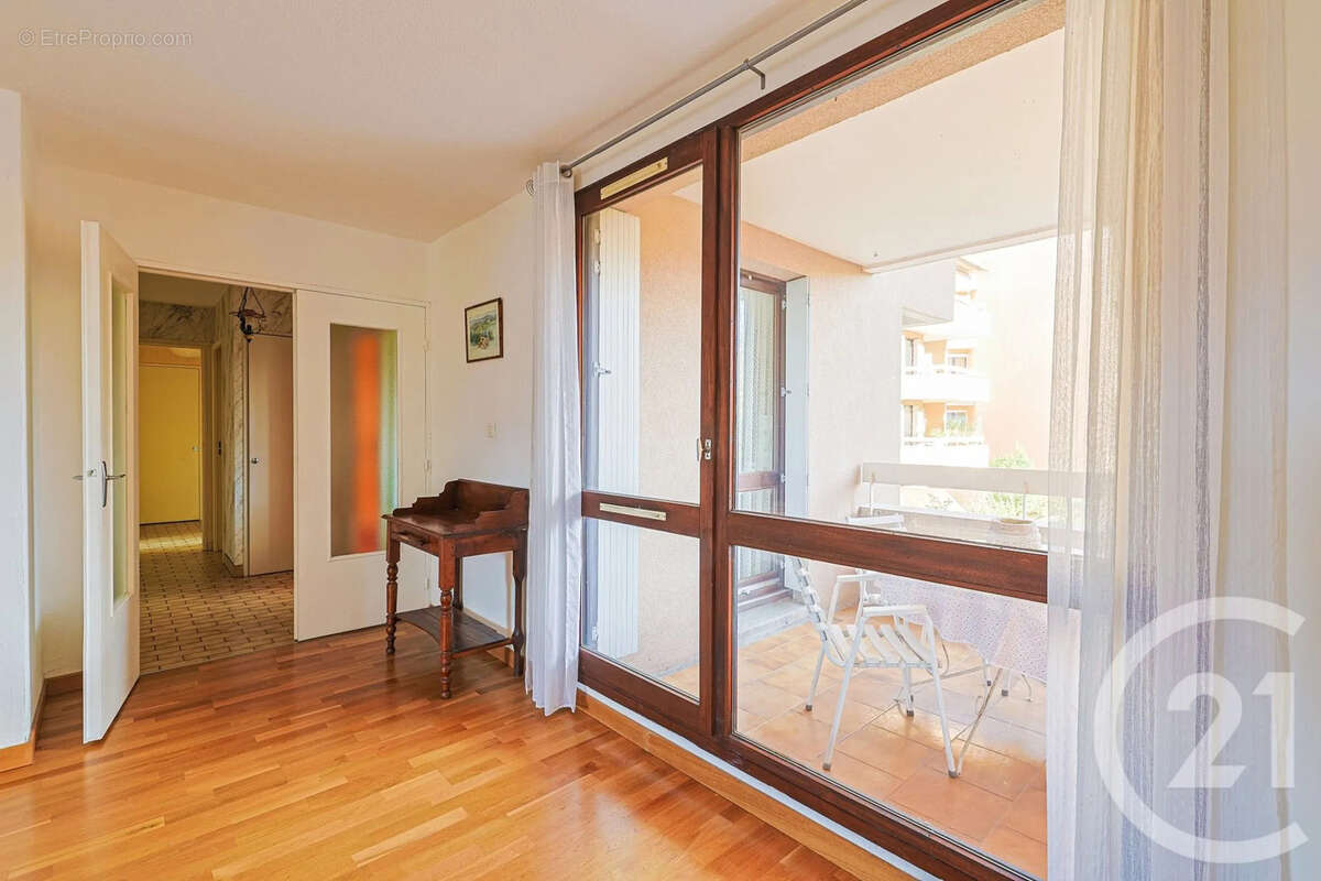 Appartement 88 m² à Echirolles  - photo 7