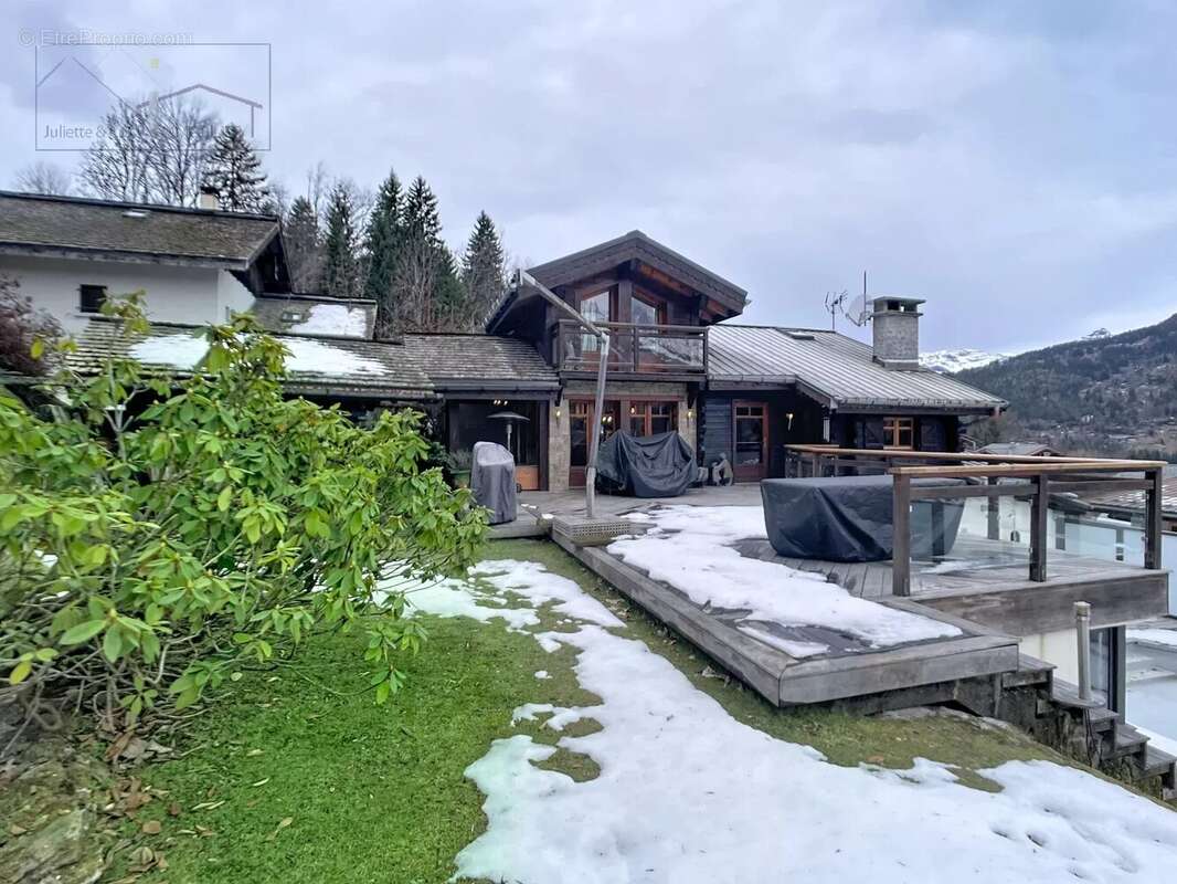 Maison à LES HOUCHES