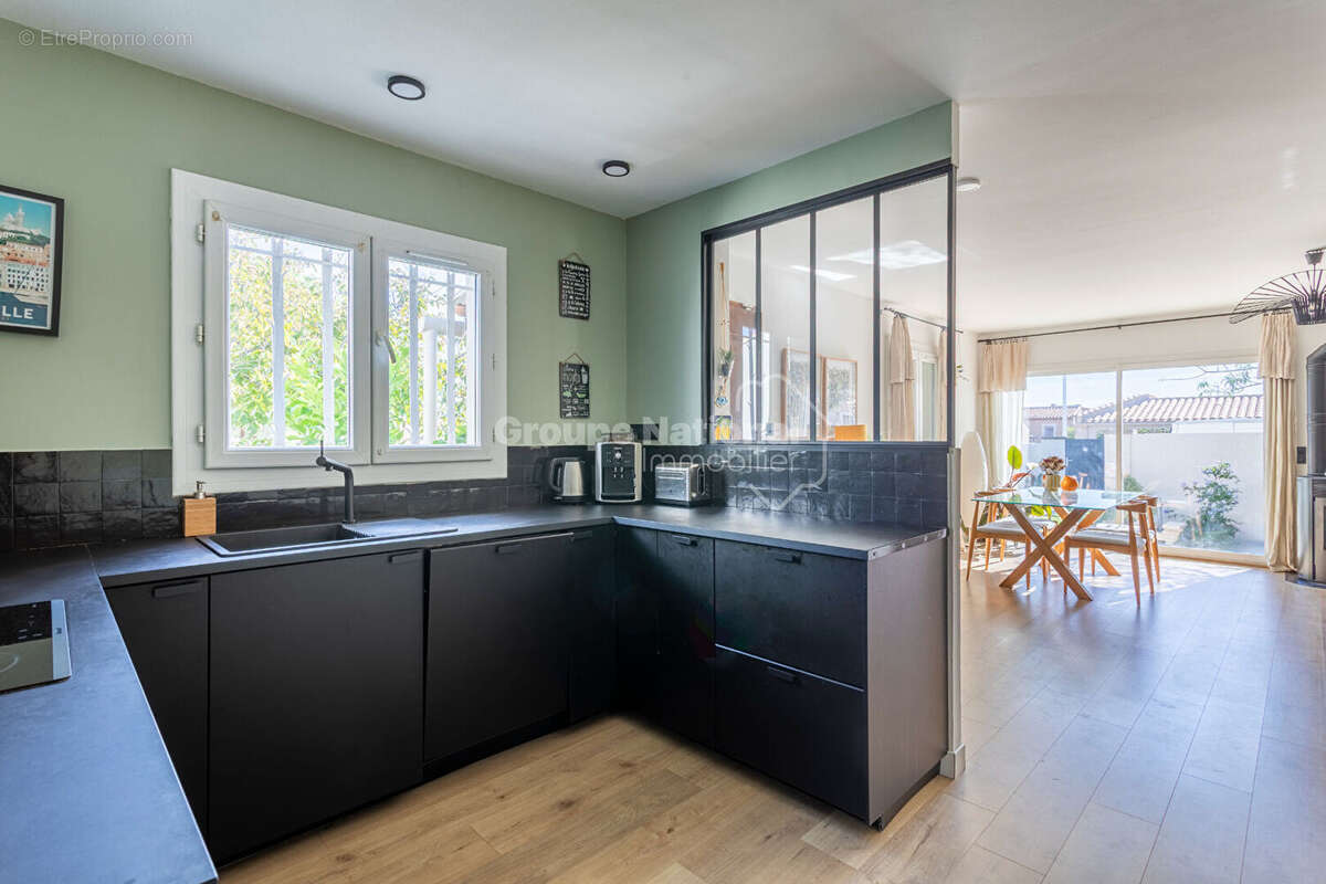 Maison à SAUSSET-LES-PINS