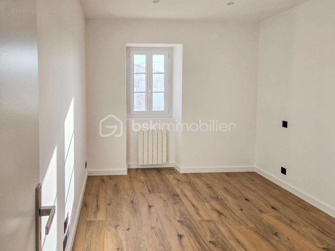 Appartement à USTARITZ