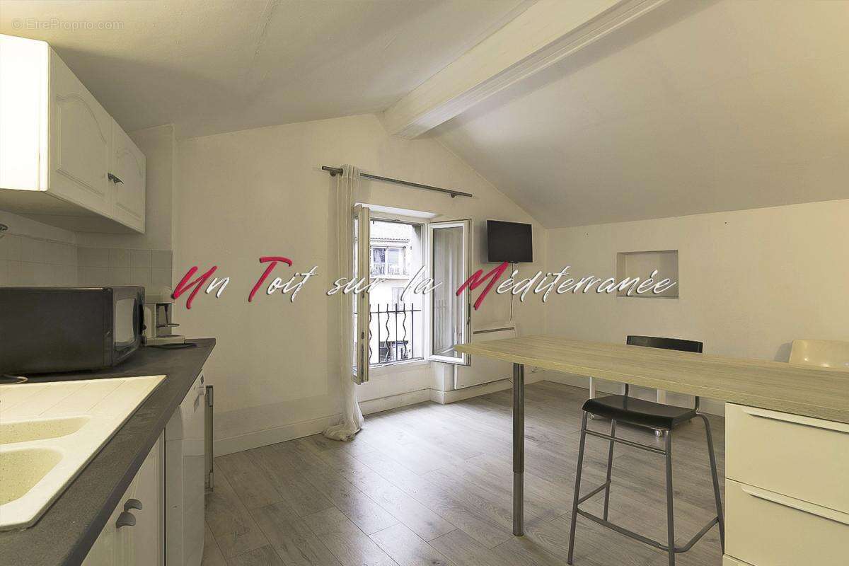 Appartement à BORMES-LES-MIMOSAS