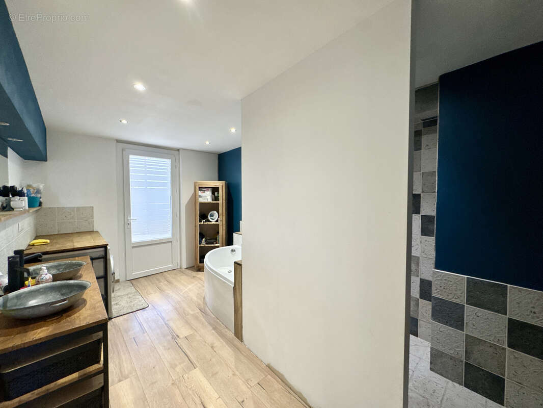 Maison à AIGUES-VIVES