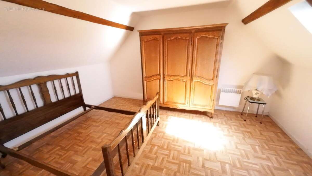 Maison à SAINT-MARTIN-AUX-BUNEAUX