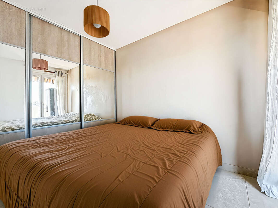 Appartement à MARSEILLE-13E