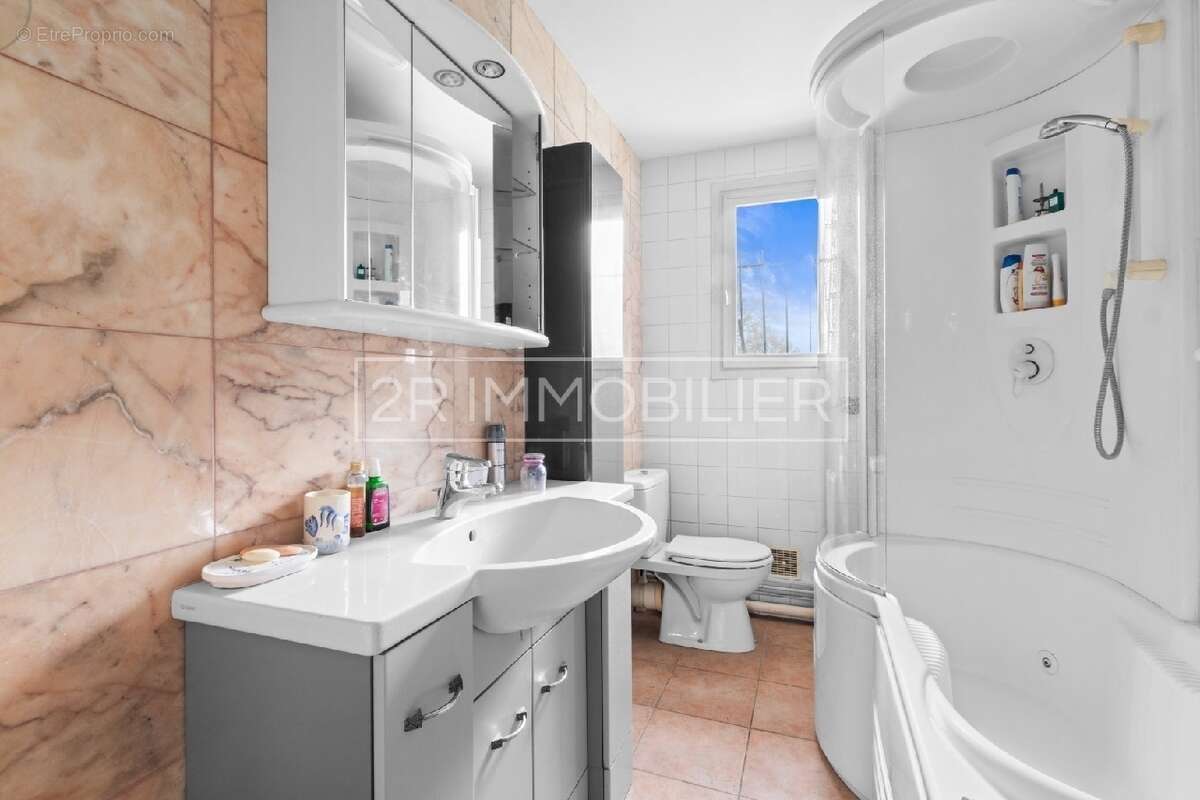 Maison à LAGNY-SUR-MARNE