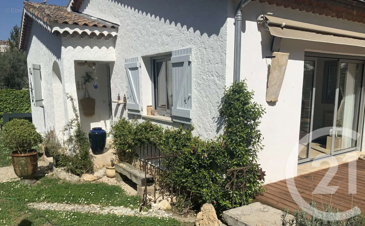 Maison à BIOT