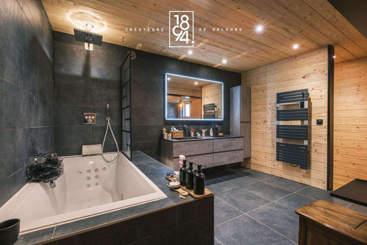 Maison à DRUMETTAZ-CLARAFOND