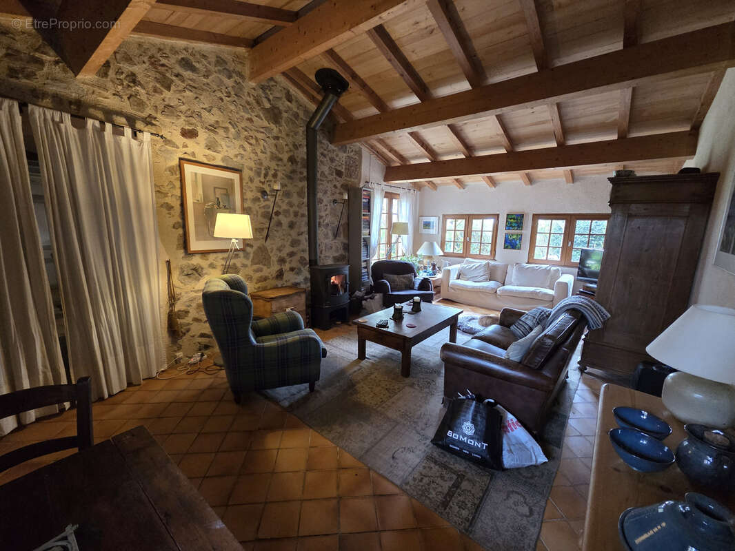 Maison à SAINT-PERDOUX