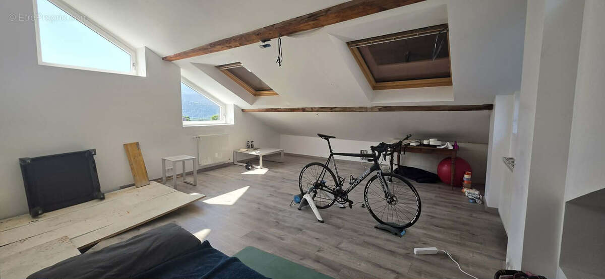 Maison à GRESY-SUR-ISERE