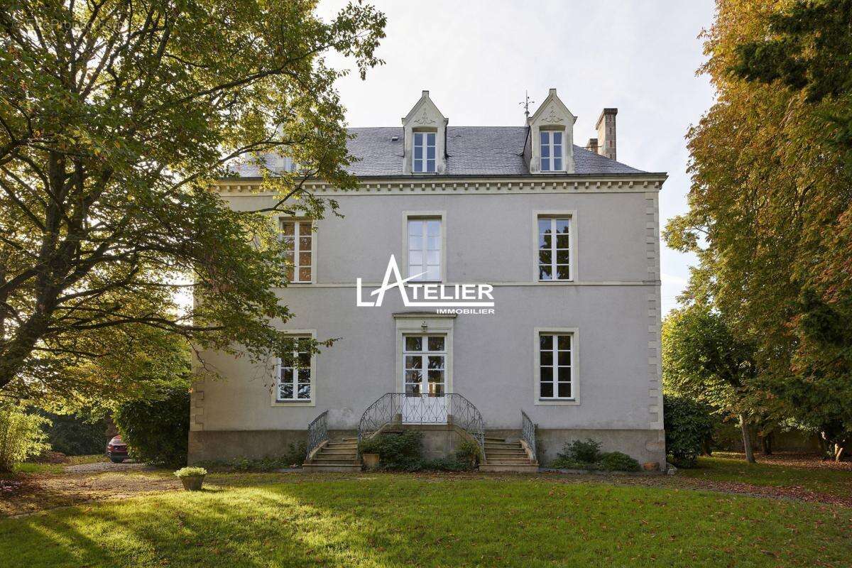 Maison à HAUTE-GOULAINE