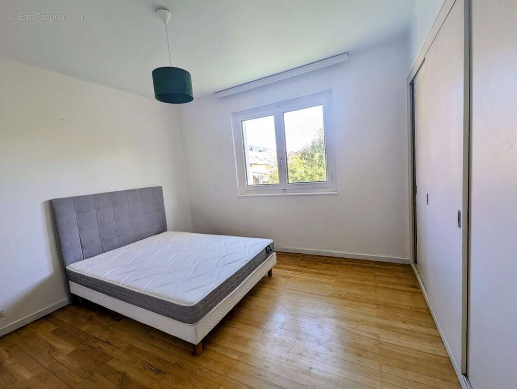 Maison à VETRAZ-MONTHOUX