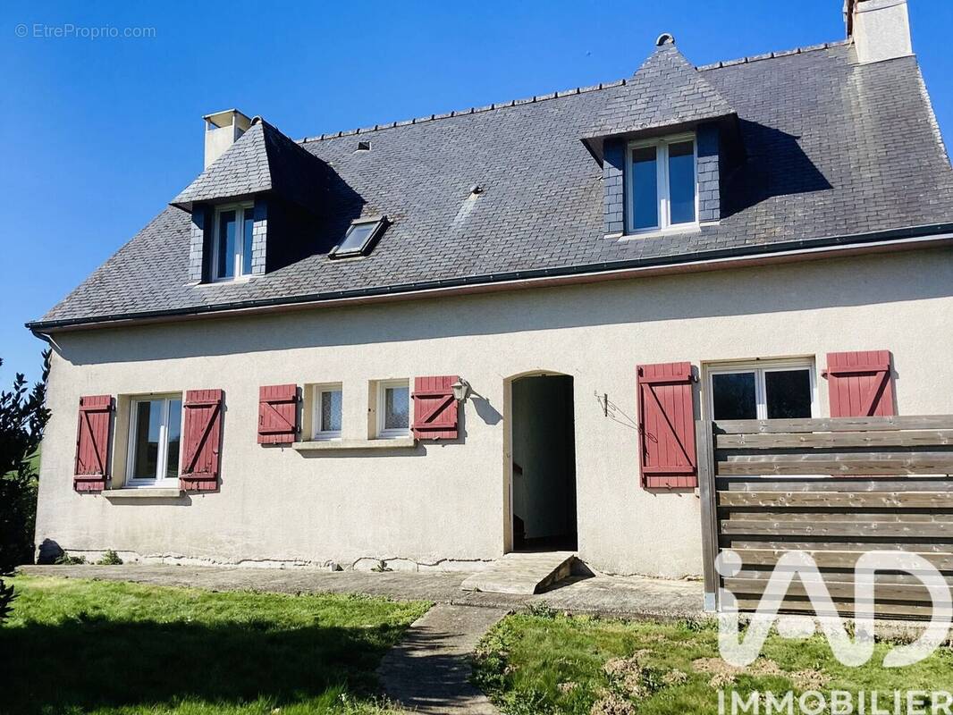 Photo 1 - Maison à SAINT-GONNERY