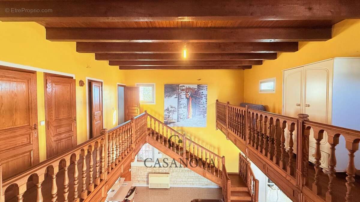 Maison à VILLENEUVE-LES-BEZIERS