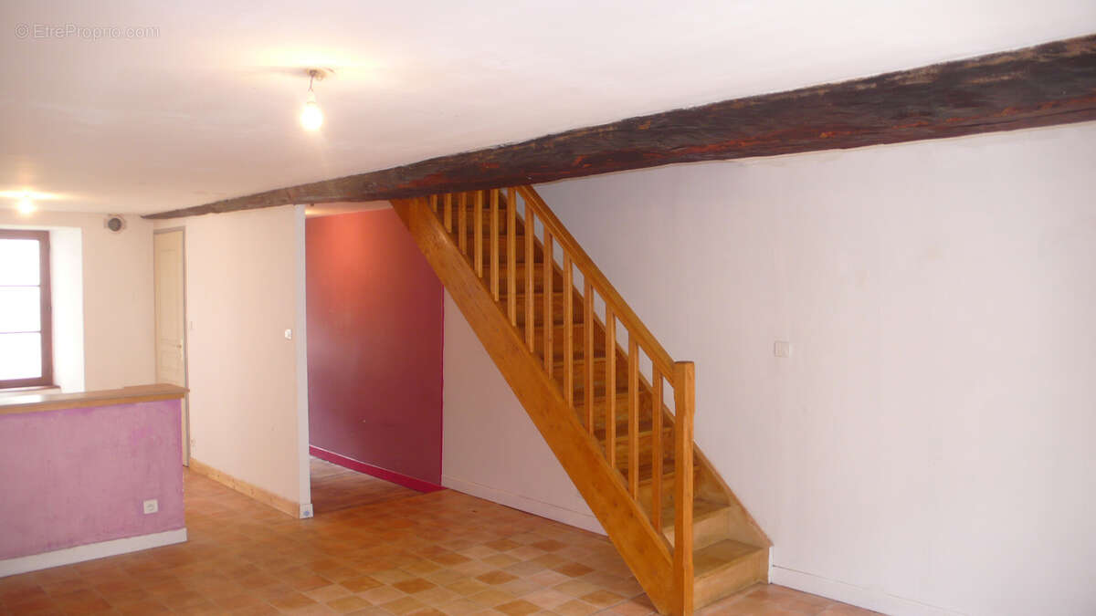 Maison à LINARDS