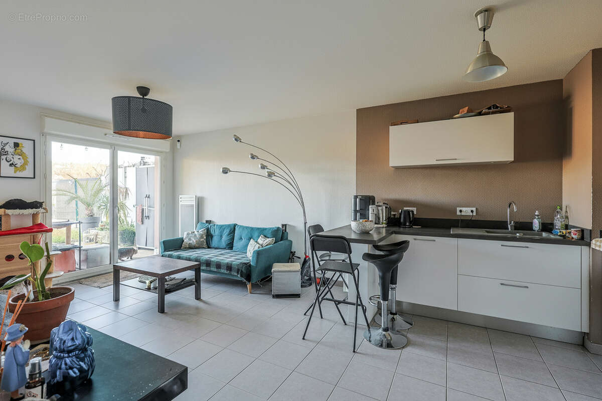 Appartement à MARSEILLE-13E