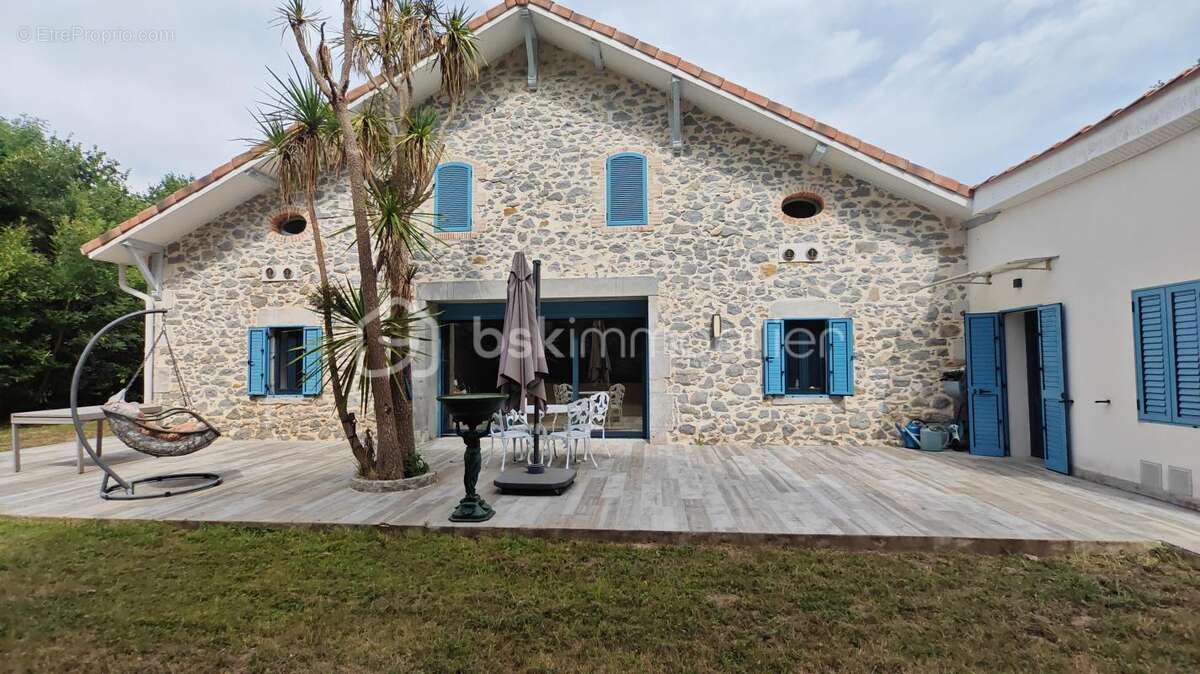 Exceptionnelle Ferme Landaise de 399 m² – Charme, Espace et Nature sur 6,7 hectares - photo 19