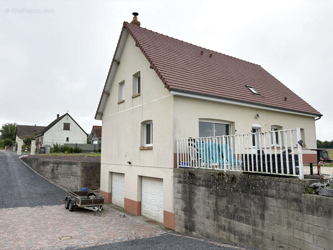 Maison à EAUCOURT-SUR-SOMME