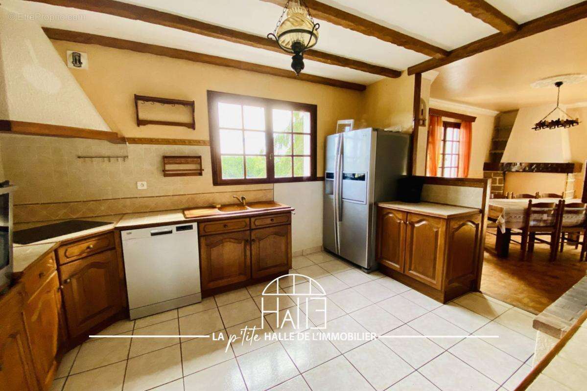 Maison à VERNEUIL-SUR-VIENNE