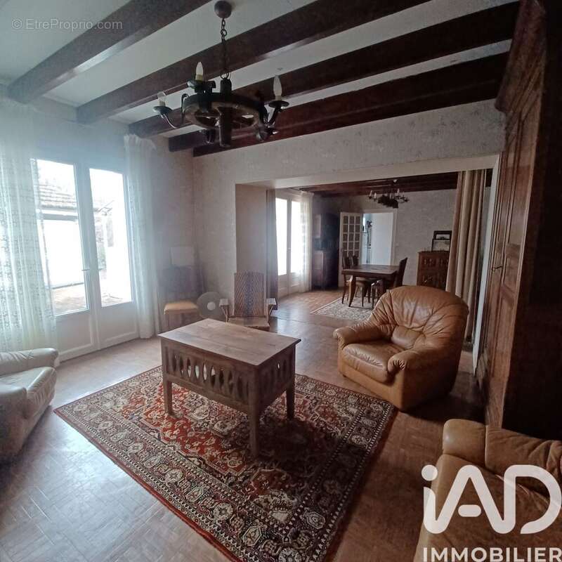 Photo 4 - Maison à SAINT-BONNET-SUR-GIRONDE