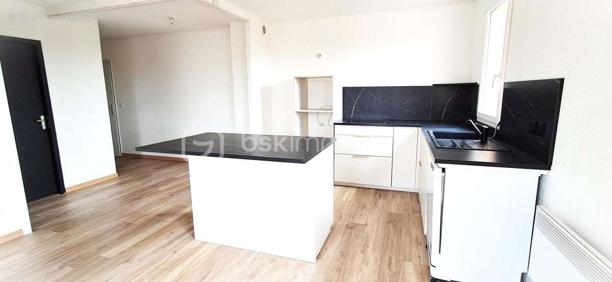 Appartement à SAINT-CHRISTOL-LES-ALES