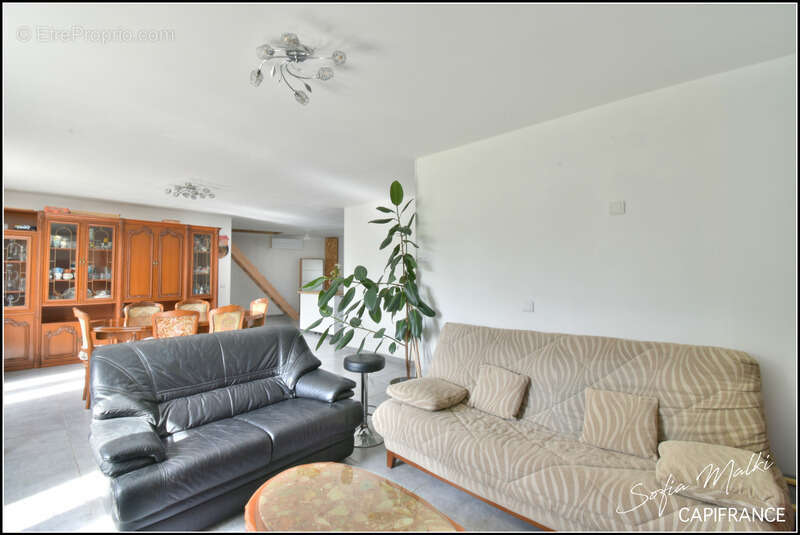 Pavillon récent 4 chambres – Au calme, sans travaux – St Saturnin (18 Cher) - photo 11