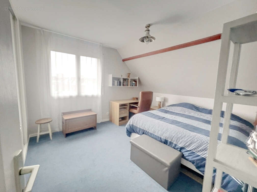 Vente maison 145 m2 - 4 chambres - Gournay-sur-Marne - photo 7