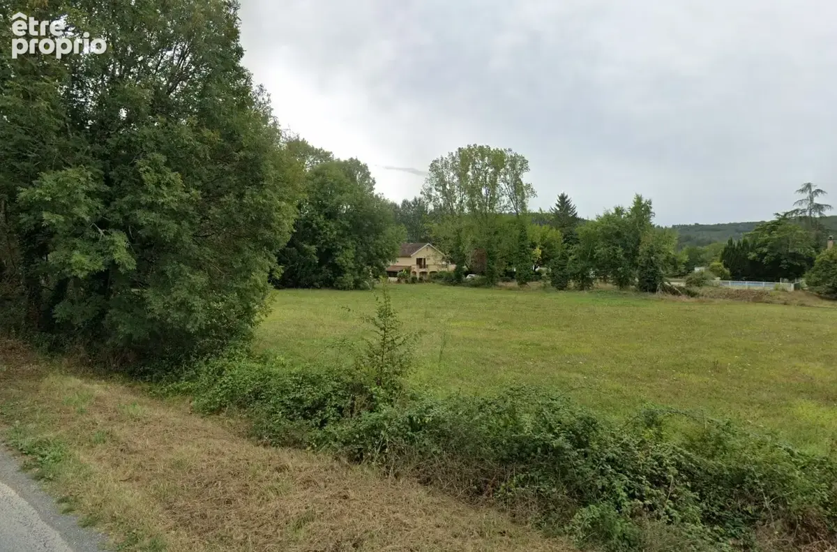 Terrain à LE BUGUE