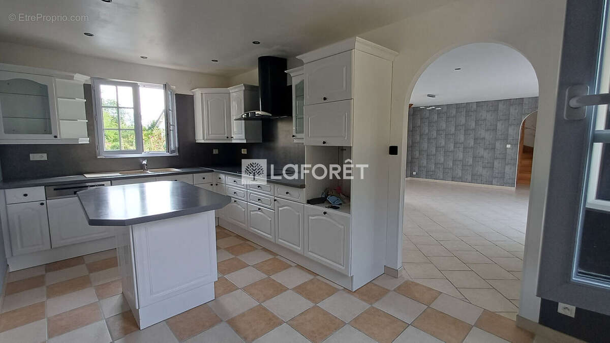 Maison à SAINT-CLAIR-SUR-EPTE