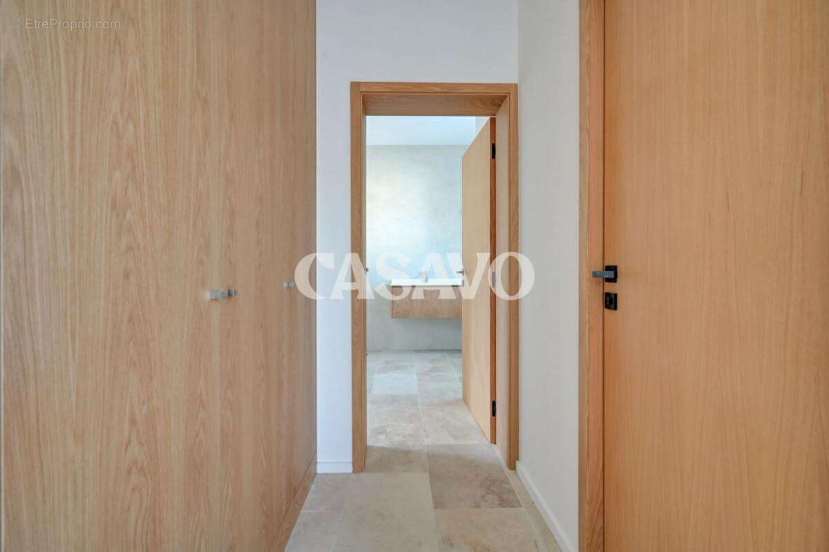 Vente Maison 5 pièces de 135m² - 13080 Aix-en-Provence - photo 11