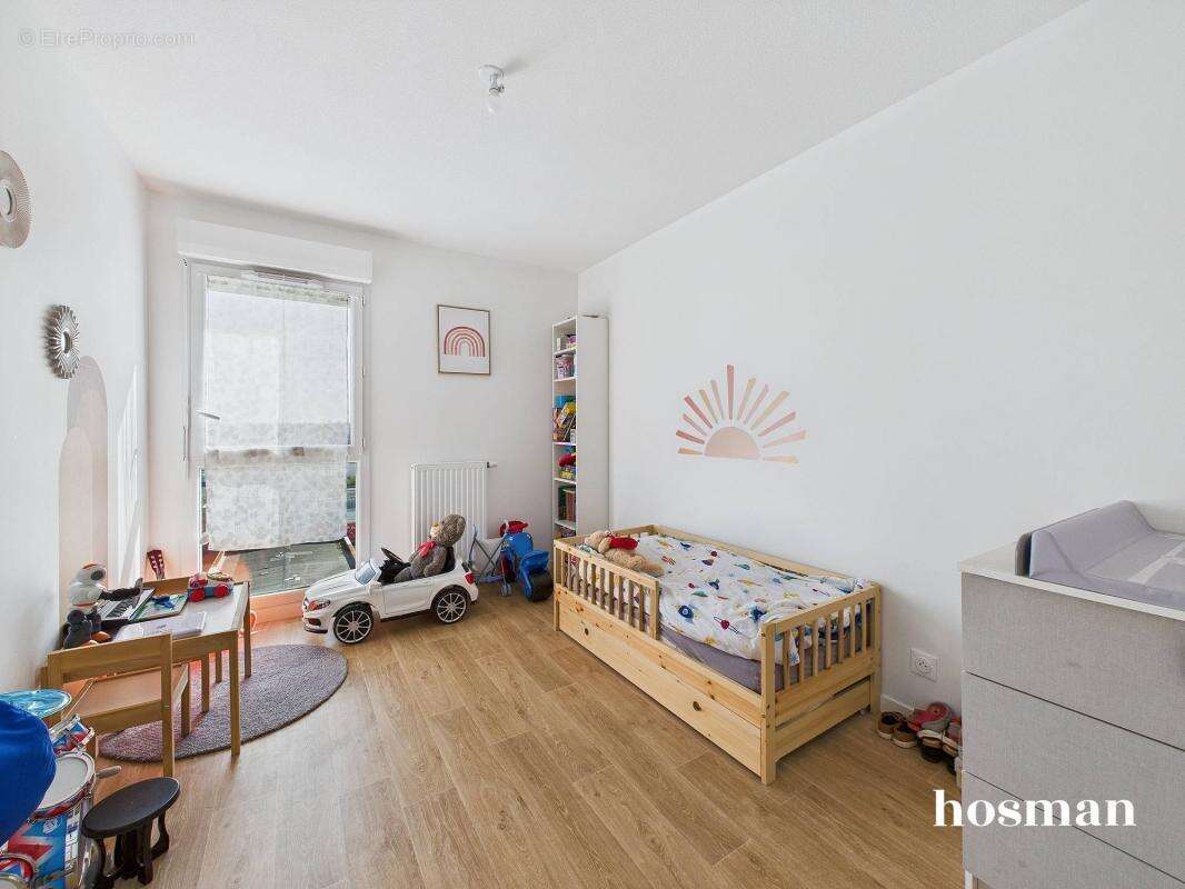 Bel appartement lumineux 3 pièces - Vue dégagée et parking - Allée René Cassagne, Lormont - photo 13